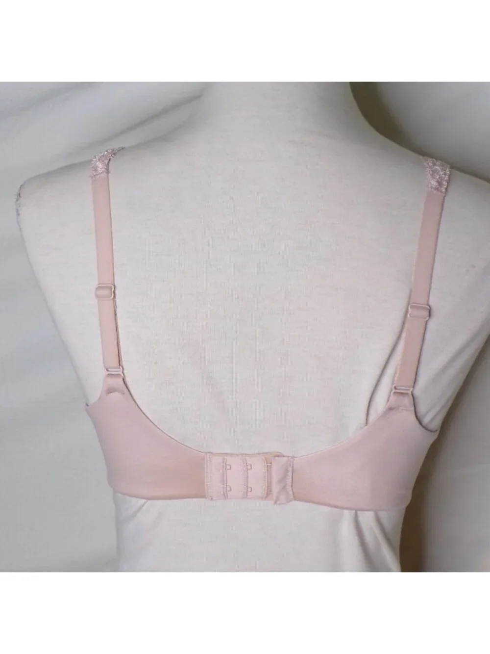 🆕 WACOAL Softly Styled Wireless Bra Rose Dust (Beige) 36DDD #856301 - Picture 9 of 10